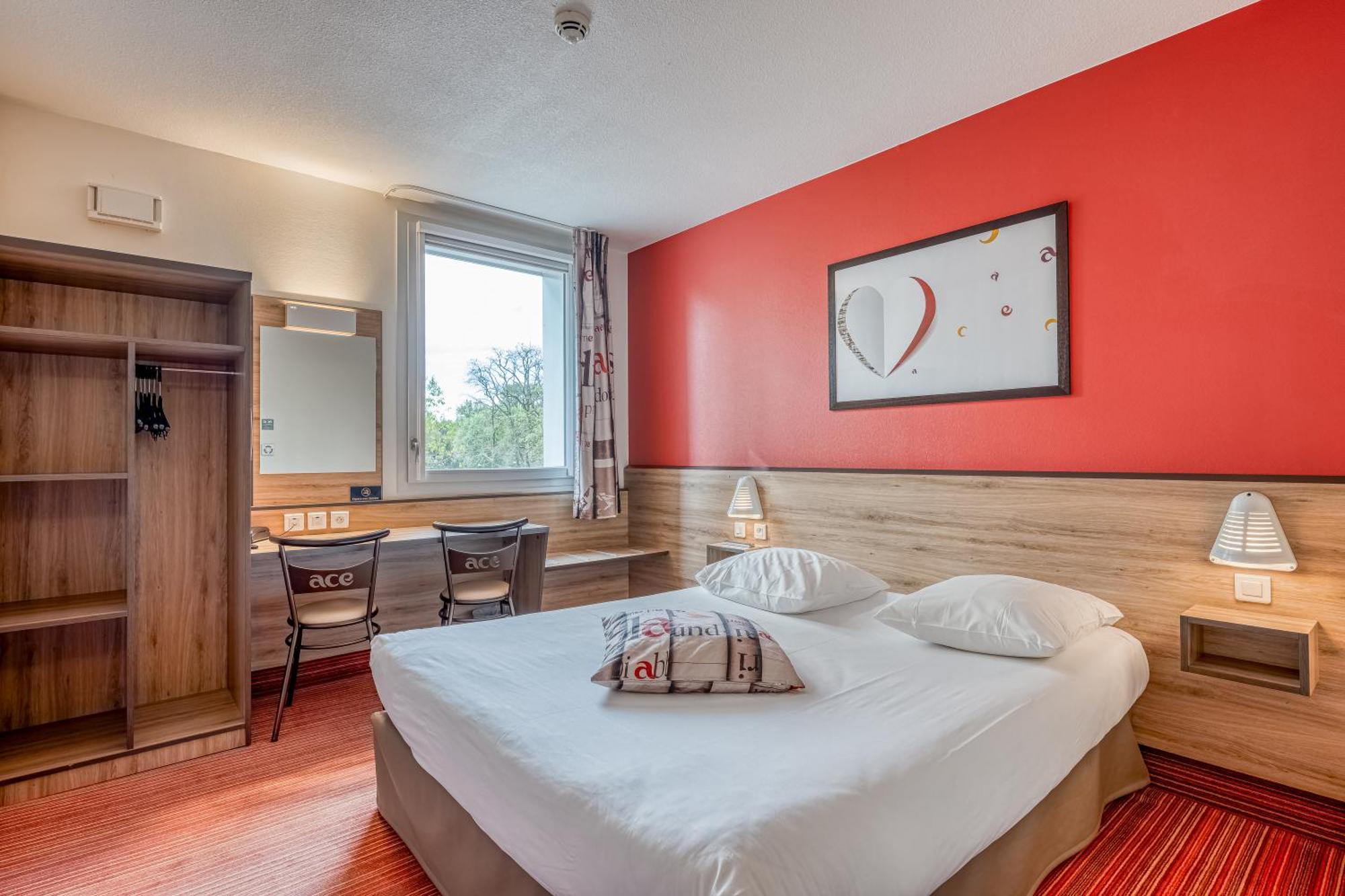 Ace Hotel Bordeaux Cestas Bagian luar foto